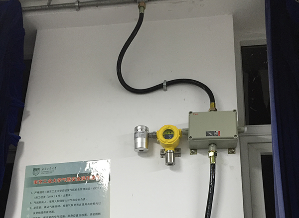 南京某大学实验室可燃气监测设备